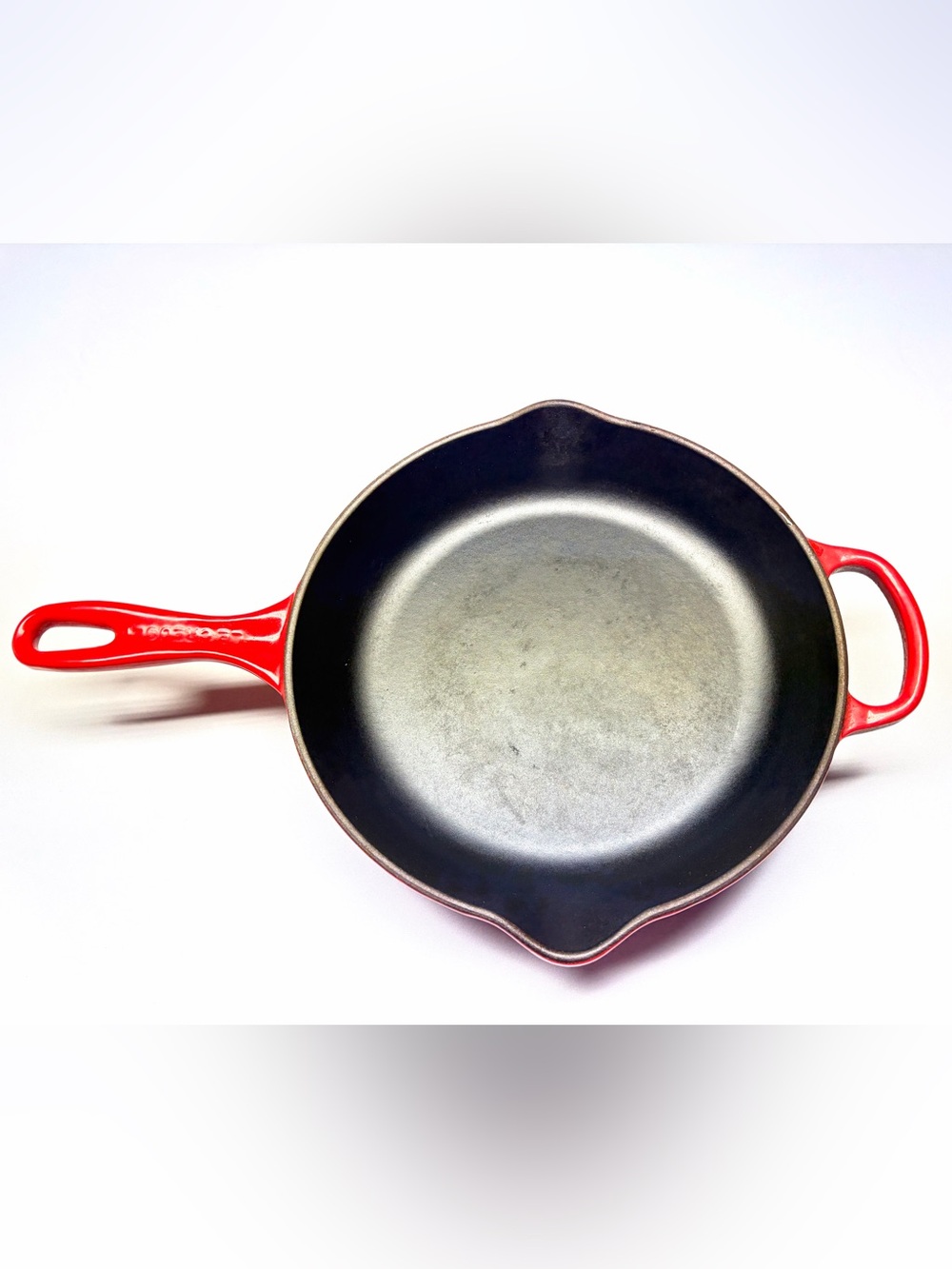 Le Creuset #26 Cast Iron Skillet 10.25” Red Enamel Double Spout France